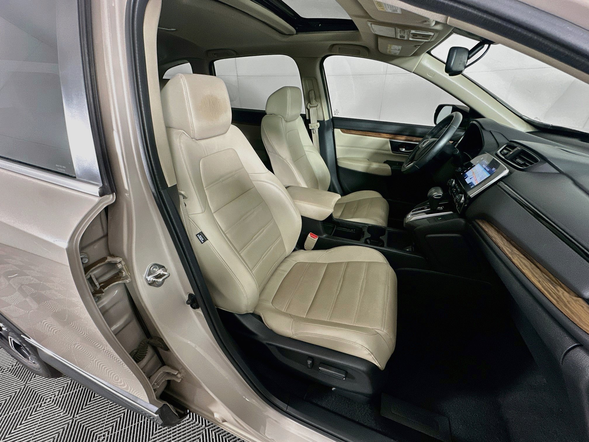 Used 2019 Honda CR-V Touring image 33