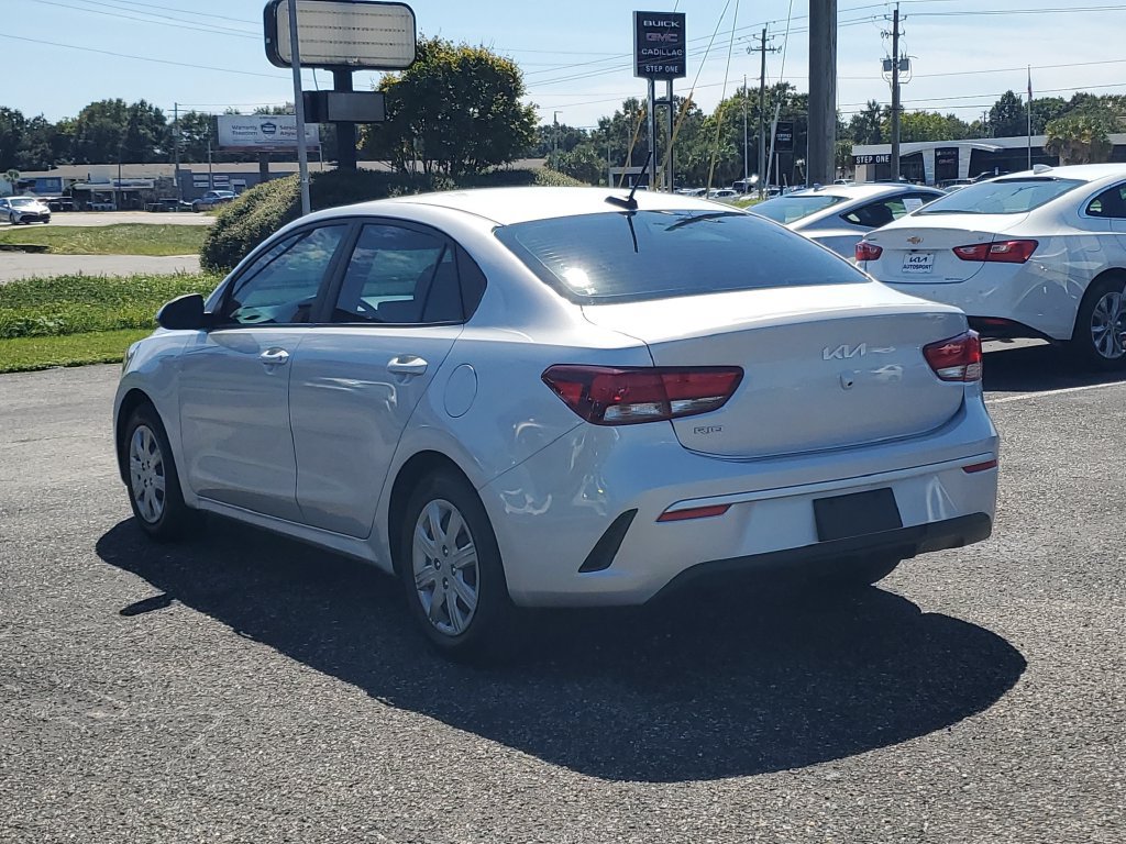 Used 2023 Kia Rio S FWD image 3