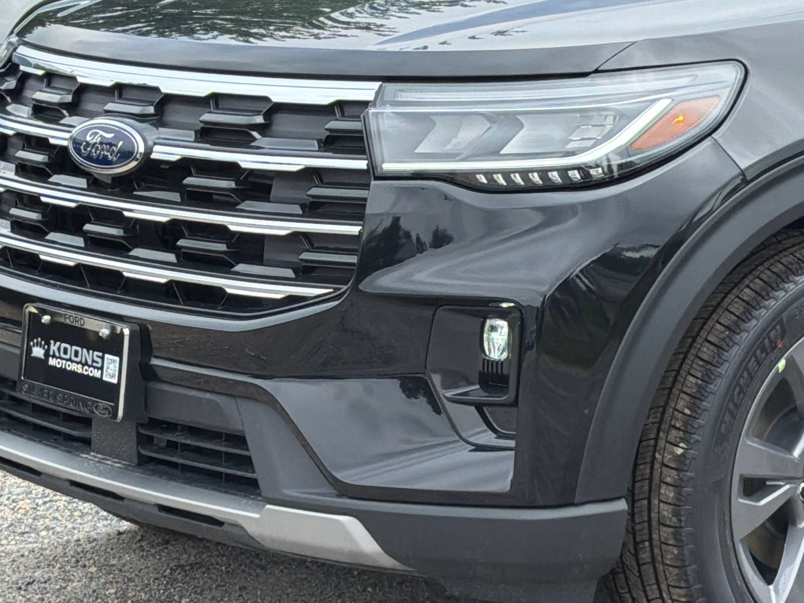 New 2026 Ford Explorer Active w/ Active Comfort Package AWD/4WD image 2