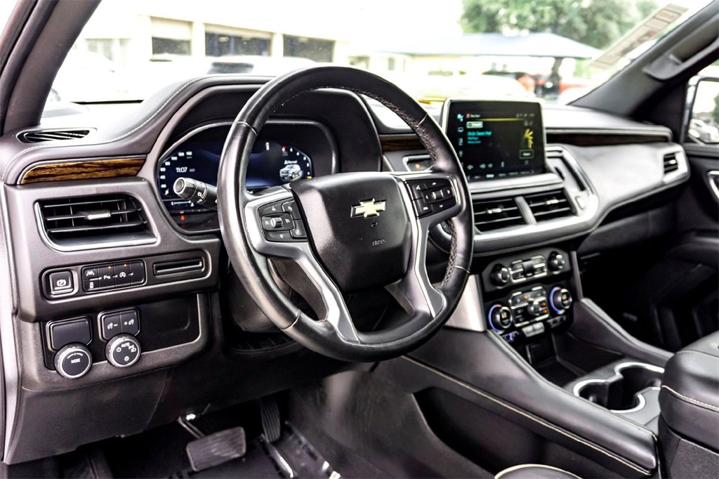 Used 2023 Chevrolet Suburban Premier image 15