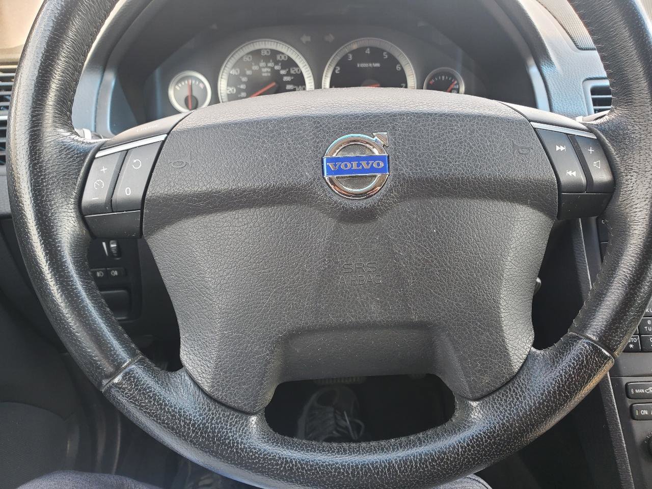 Used 2011 Volvo XC90 3.2 image 23