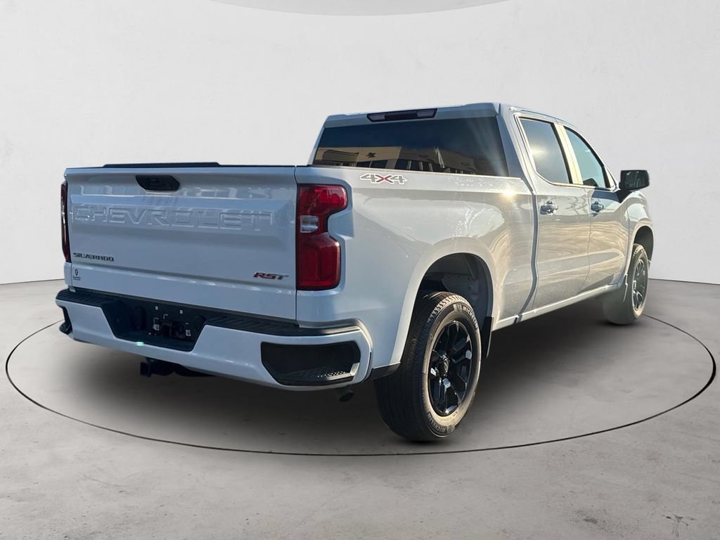 Used 2025 Chevrolet Silverado 1500 RST AWD/4WD image 5
