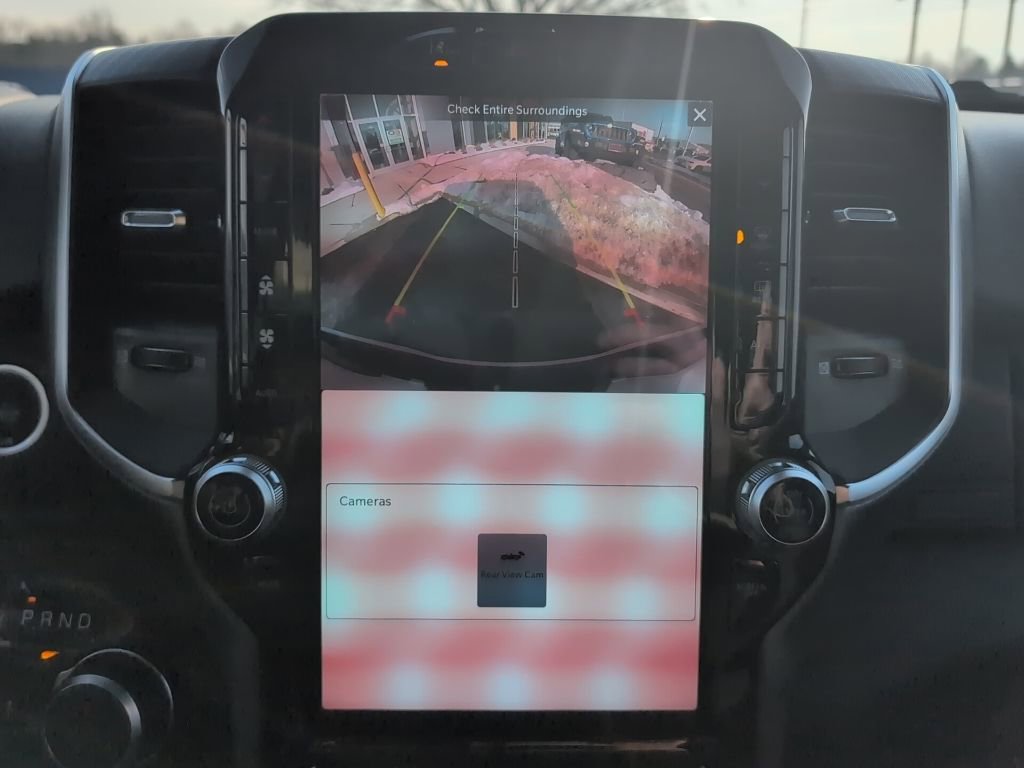 New 2026 RAM 1500 4x4 Crew Cab image 38