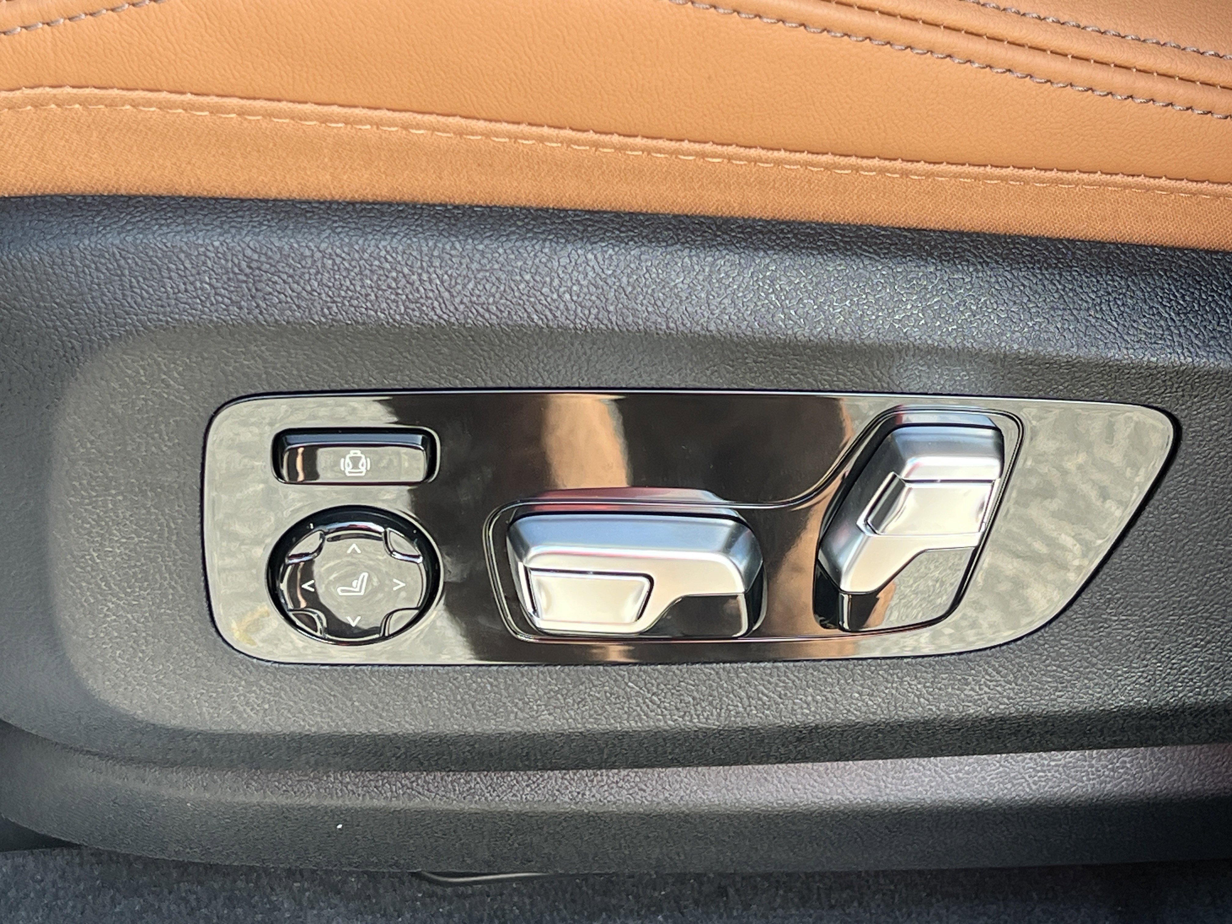 New 2026 BMW X5 xDrive40i AWD/4WD image 18