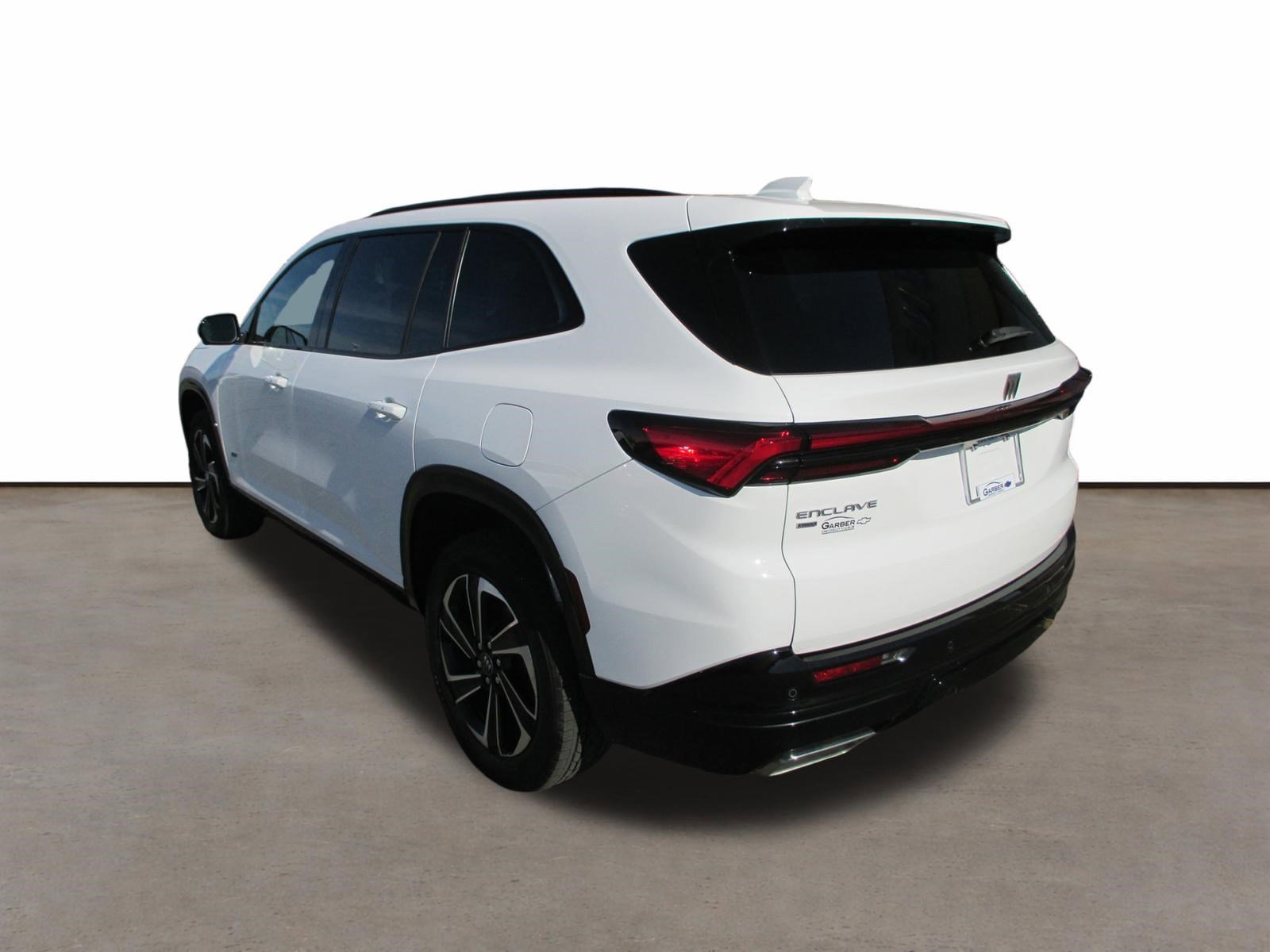 Used 2025 Buick Enclave Sport Touring AWD/4WD image 3