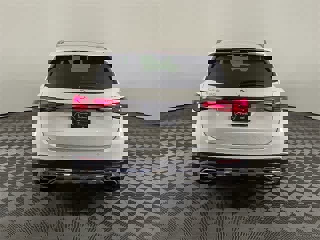 Certified 2026 Mercedes-Benz GLC 300 4MATIC image 4