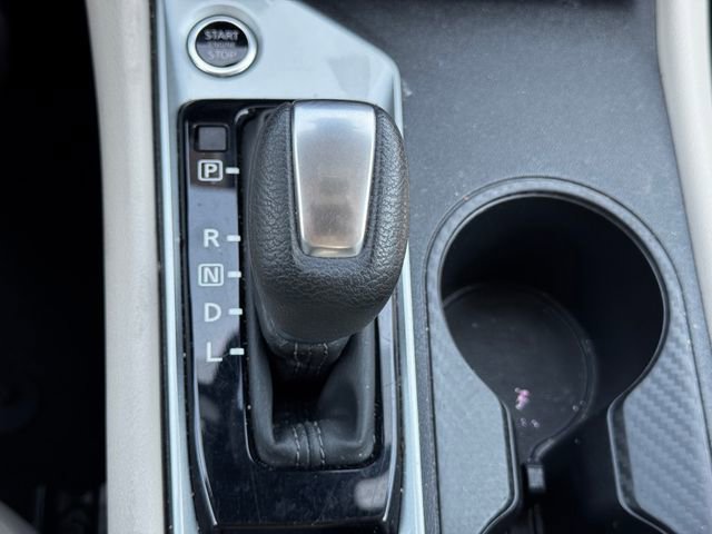 Used 2025 Nissan Altima 2.5 SV FWD image 33