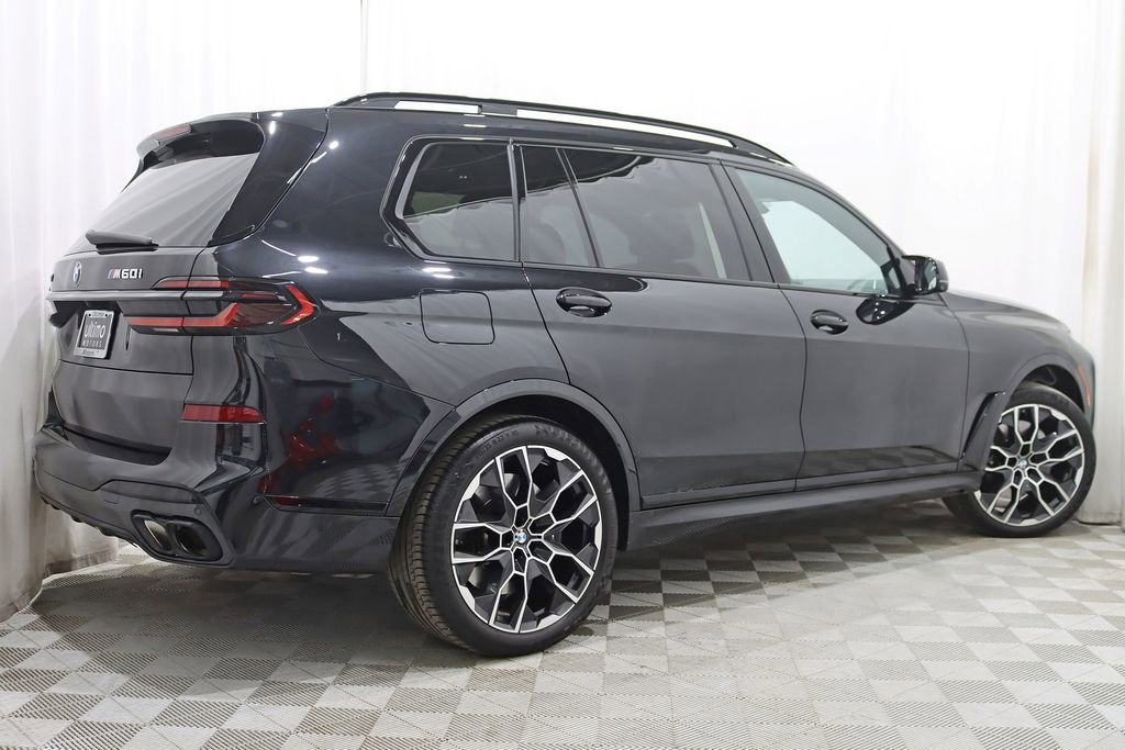 Used 2024 BMW X7 M60i w/ Executive Package image 8
