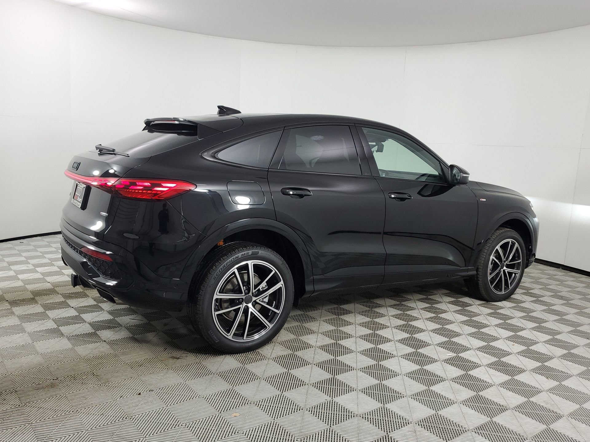 New 2026 Audi Q5 Premium Plus image 11