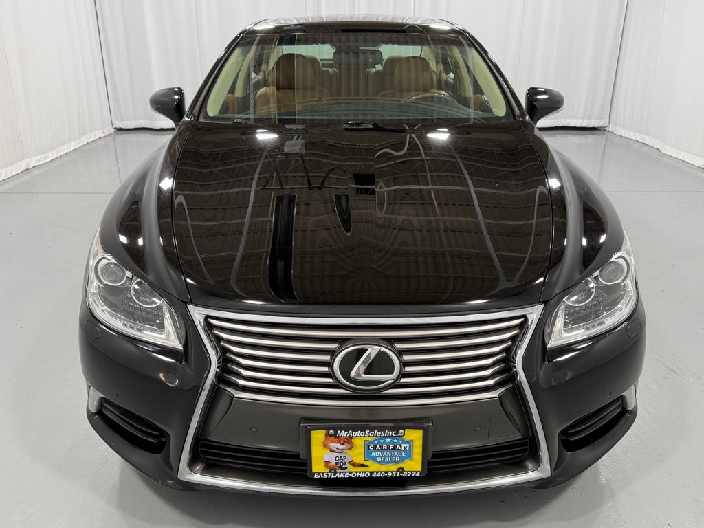 Used 2015 Lexus LS 460 AWD image 2