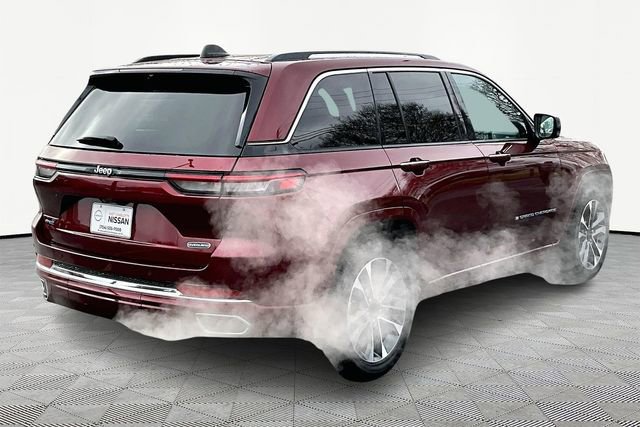 Used 2023 Jeep Grand Cherokee Overland w/ Advanced Protech Group III image 5