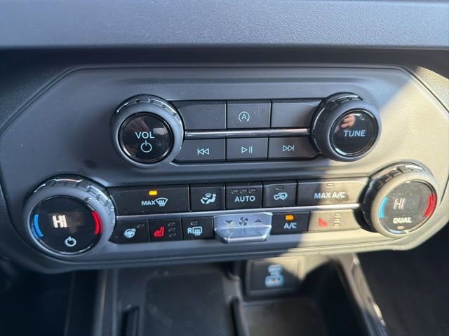 Used 2025 Ford Bronco Outer Banks image 13