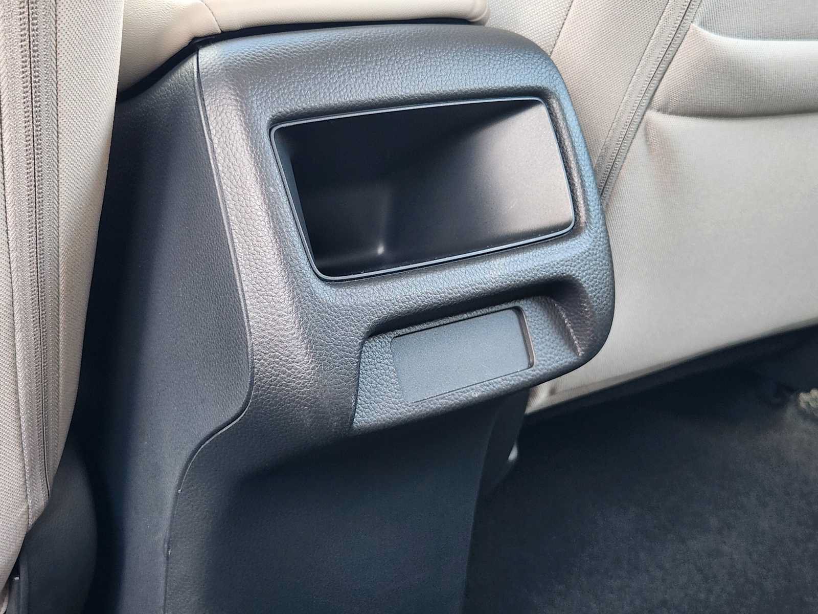 Certified 2024 Honda HR-V LX image 28