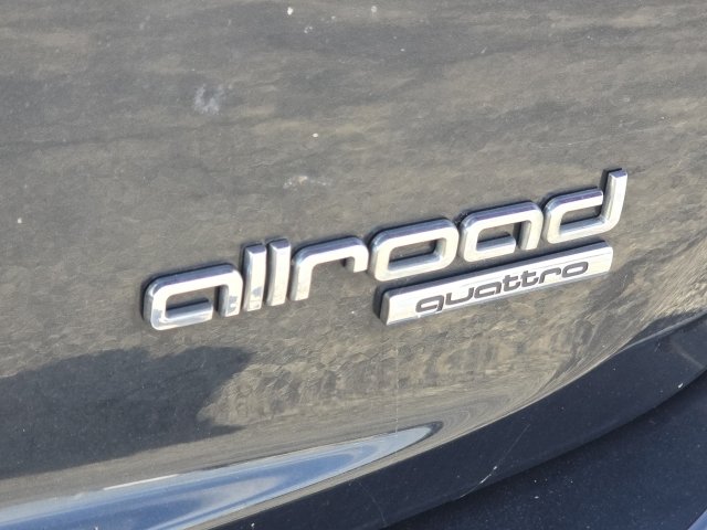 Used 2013 Audi A4 Premium w/ Convenience Pkg AWD/4WD image 5
