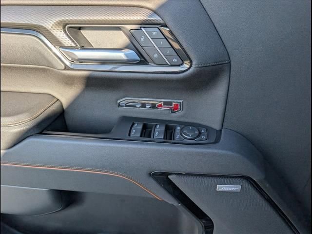 Used 2025 GMC Sierra 1500 AT4 w/ AT4 Premium Package AWD/4WD image 12