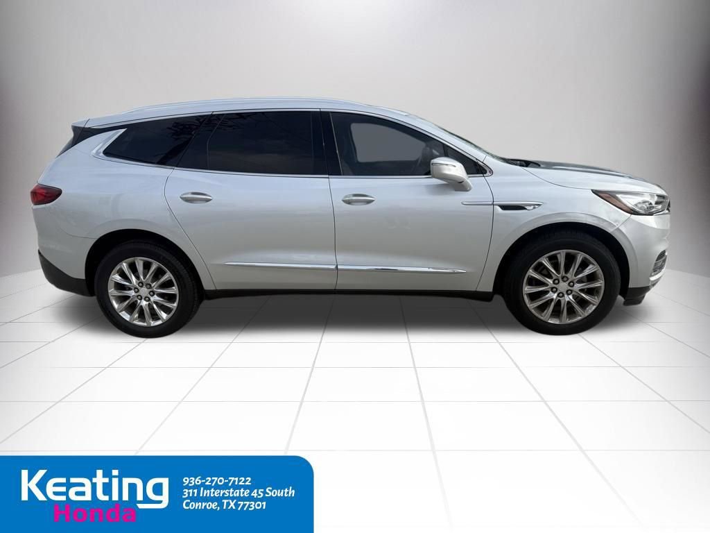 Used 2018 Buick Enclave Premium w/ Experience Buick Package FWD image 5