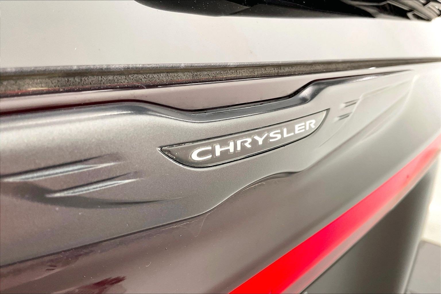 Used 2021 Chrysler Pacifica Touring-L w/ S Appearance Package FWD image 31