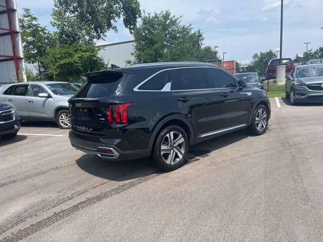 Used 2022 Kia Sorento EX w/ Panoramic Sunroof Package image 6