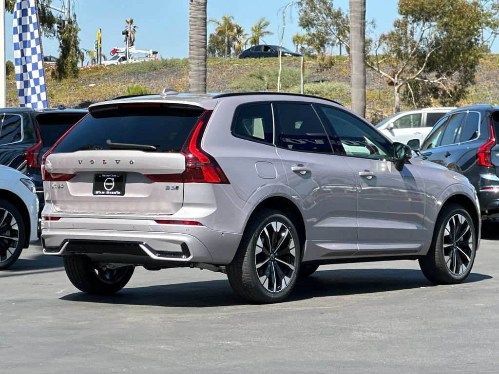 New 2026 Volvo XC60 B5 Plus AWD/4WD image 5