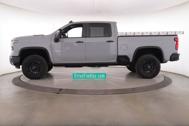 Used 2025 Chevrolet Silverado 2500 ZR2 w/ Technology Package AWD/4WD image 11