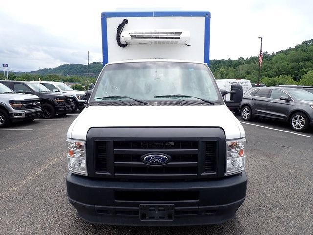 Used 2023 Ford E-350 and Econoline 350 Super Duty w/ Power Windows & Locks Group RWD image 10
