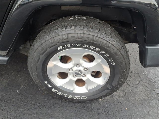 Used 2015 Jeep Wrangler Unlimited Sahara w/ Connectivity Group image 8