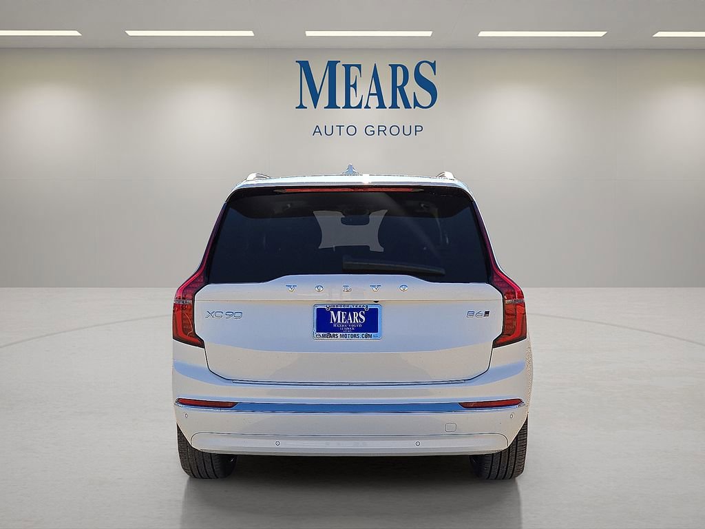 New 2026 Volvo XC90 B6 Plus w/ Protection Package Premier AWD/4WD image 4