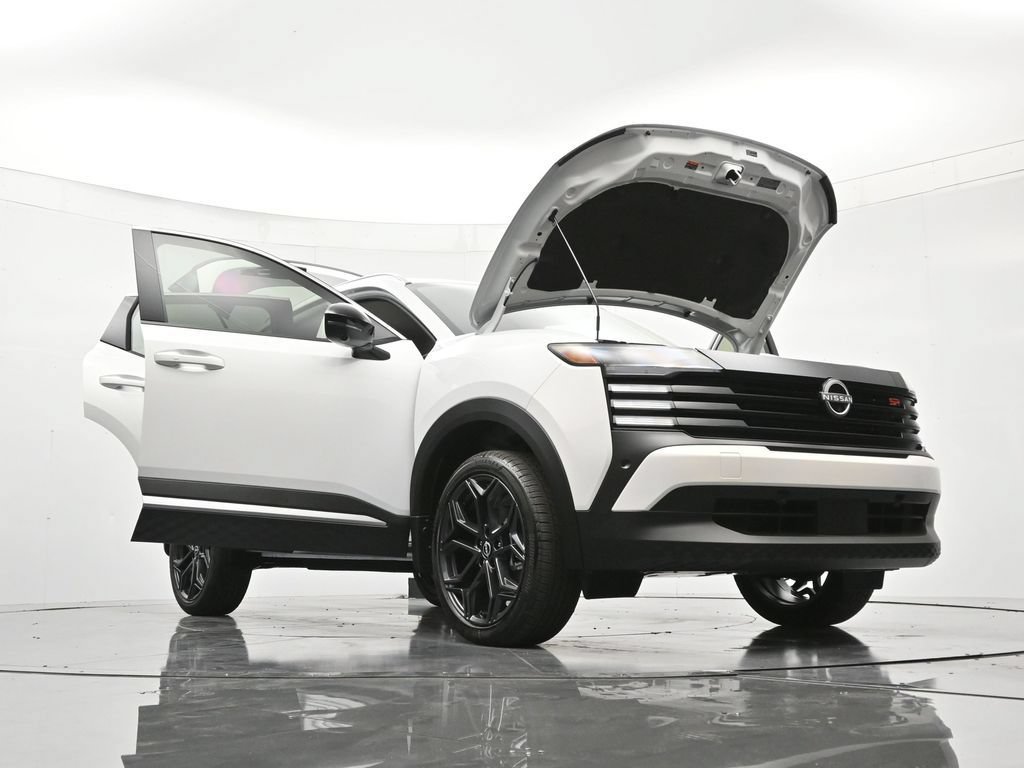 New 2026 Nissan Kicks SR FWD image 49