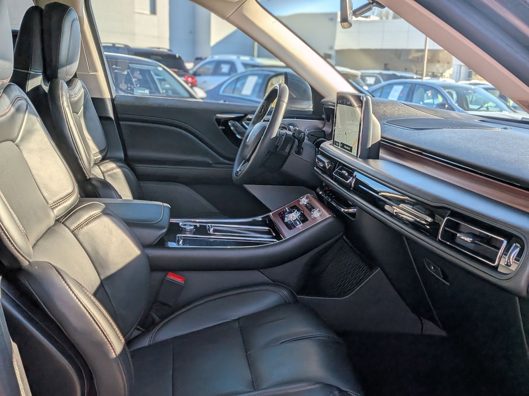 Used 2021 Lincoln Aviator Reserve w/ Equipment Group 208A image 40