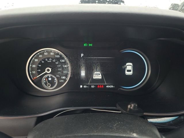 Used 2025 Genesis G70 2.5T AWD/4WD image 12