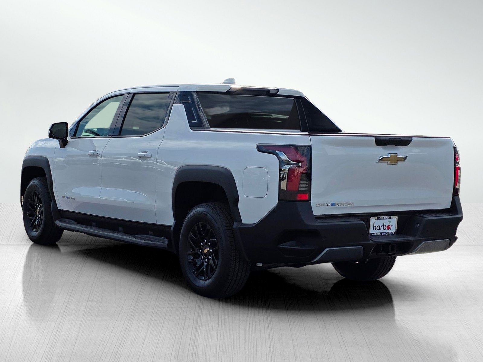 New 2026 Chevrolet Silverado EV LT image 5