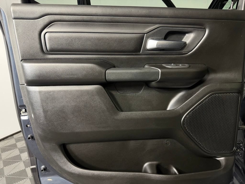 Used 2025 RAM 1500 Tradesman w/ Night Edition AWD/4WD image 31