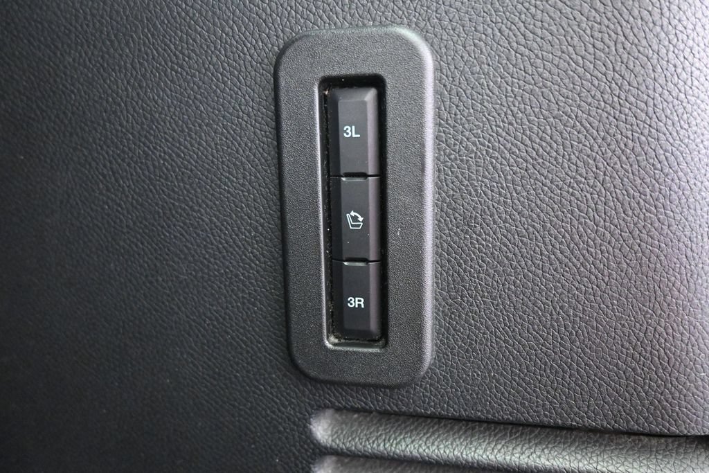 Used 2016 Ford Expedition EL Limited AWD/4WD image 35