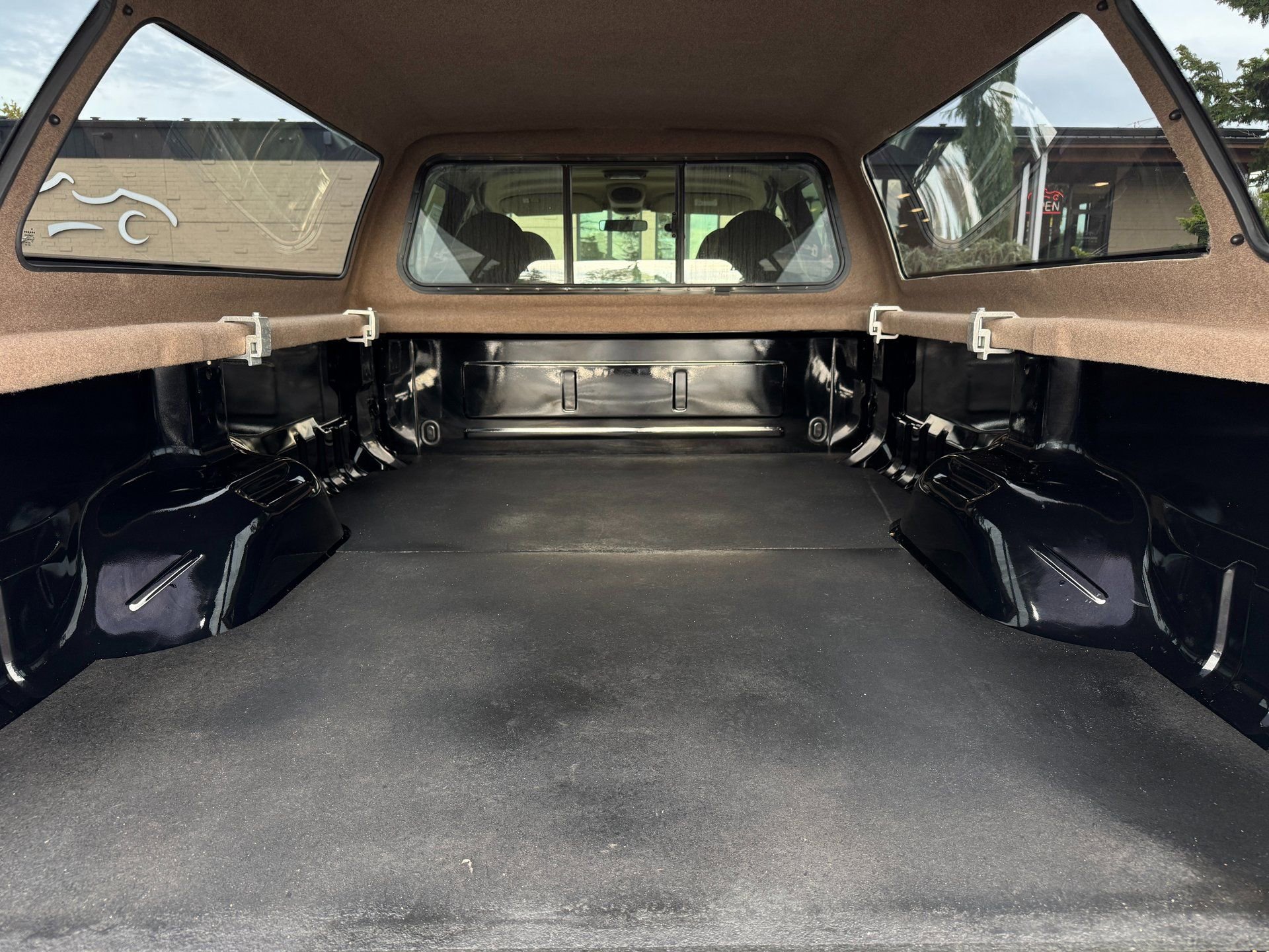 Used 2001 Ford F350 Lariat image 96