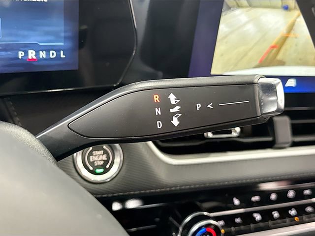 New 2026 Chevrolet Equinox LT w/ Convenience Package II image 18