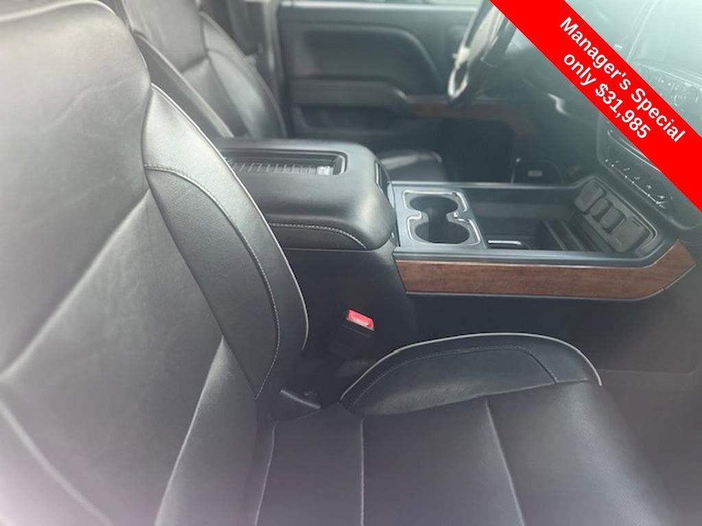 Used 2018 Chevrolet Silverado 1500 High Country image 3