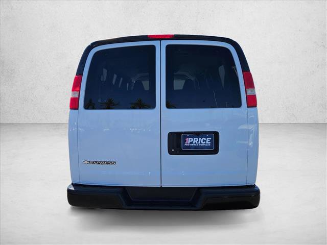 Used 2018 Chevrolet Express 2500 LS RWD image 6