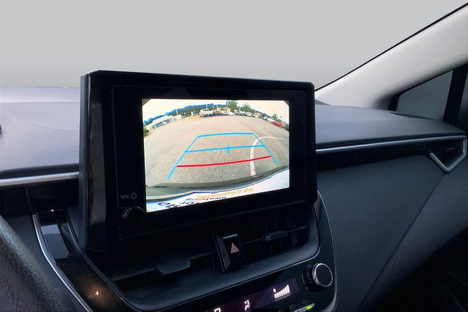 Used 2024 Toyota Corolla LE FWD image 26