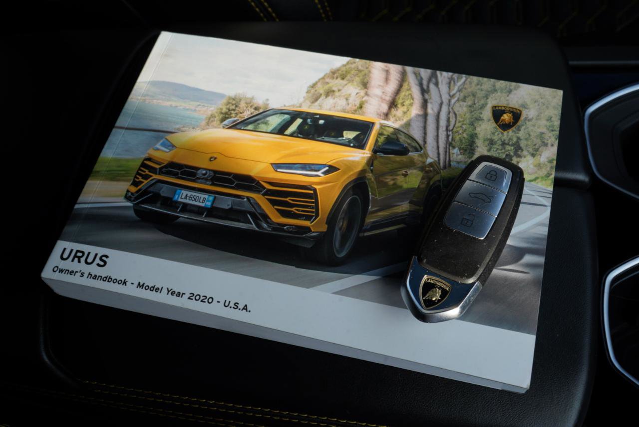 Used 2020 Lamborghini Urus AWD/4WD image 77