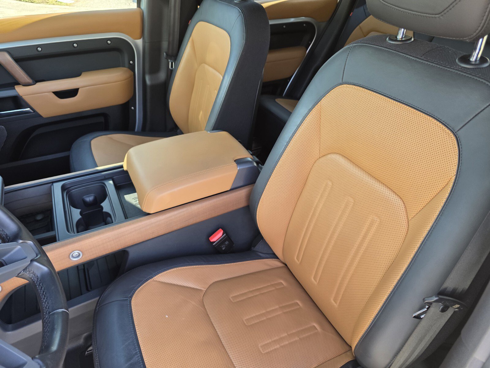 Used 2020 Land Rover Defender 110 X AWD/4WD image 12