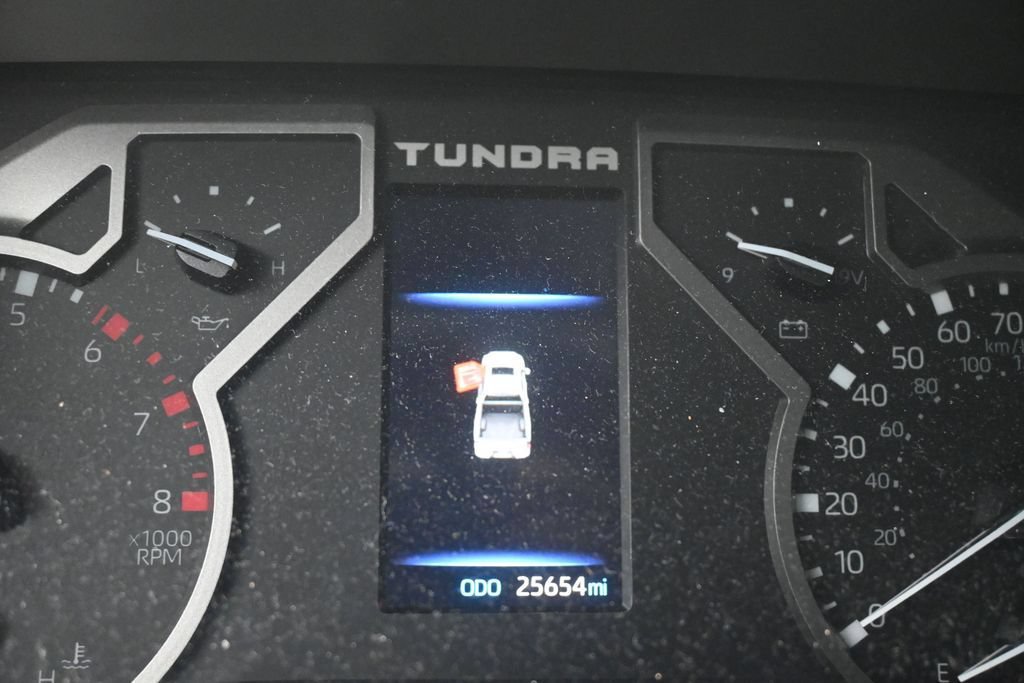 Used 2024 Toyota Tundra SR5 w/ SR5 Convenience Package AWD/4WD image 10
