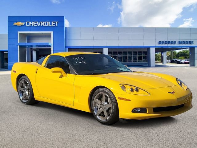 Used 2005 Chevrolet Corvette Coupe w/ Preferred Equipment Group image 1