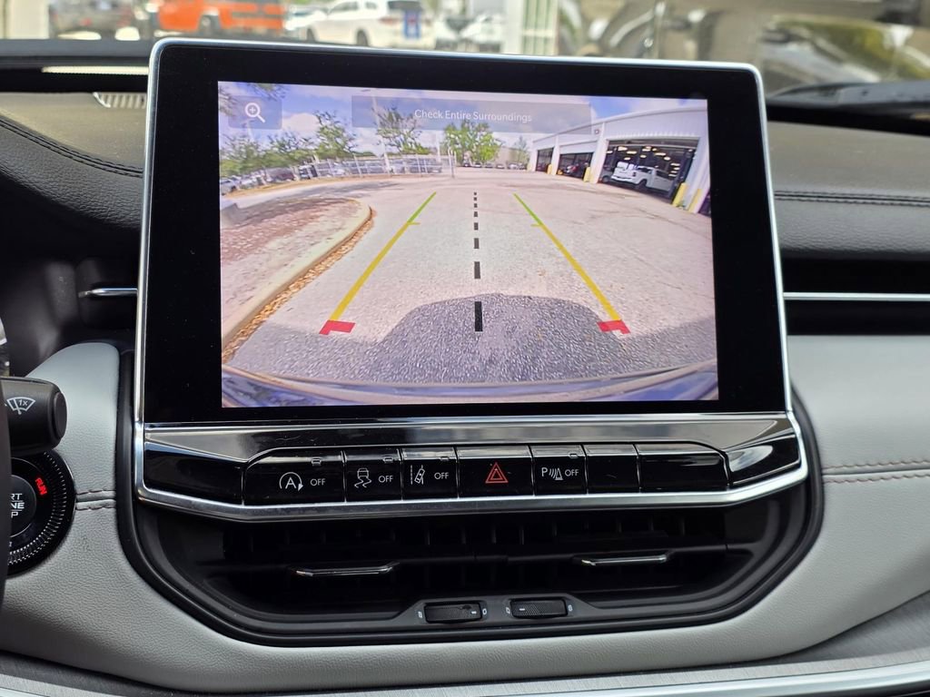 Used 2024 Jeep Compass Limited image 13