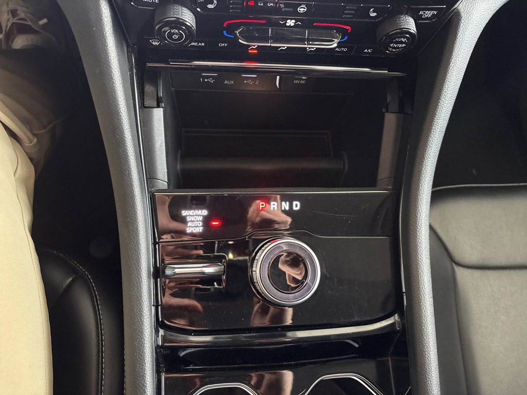 Used 2023 Jeep Grand Cherokee Limited image 17