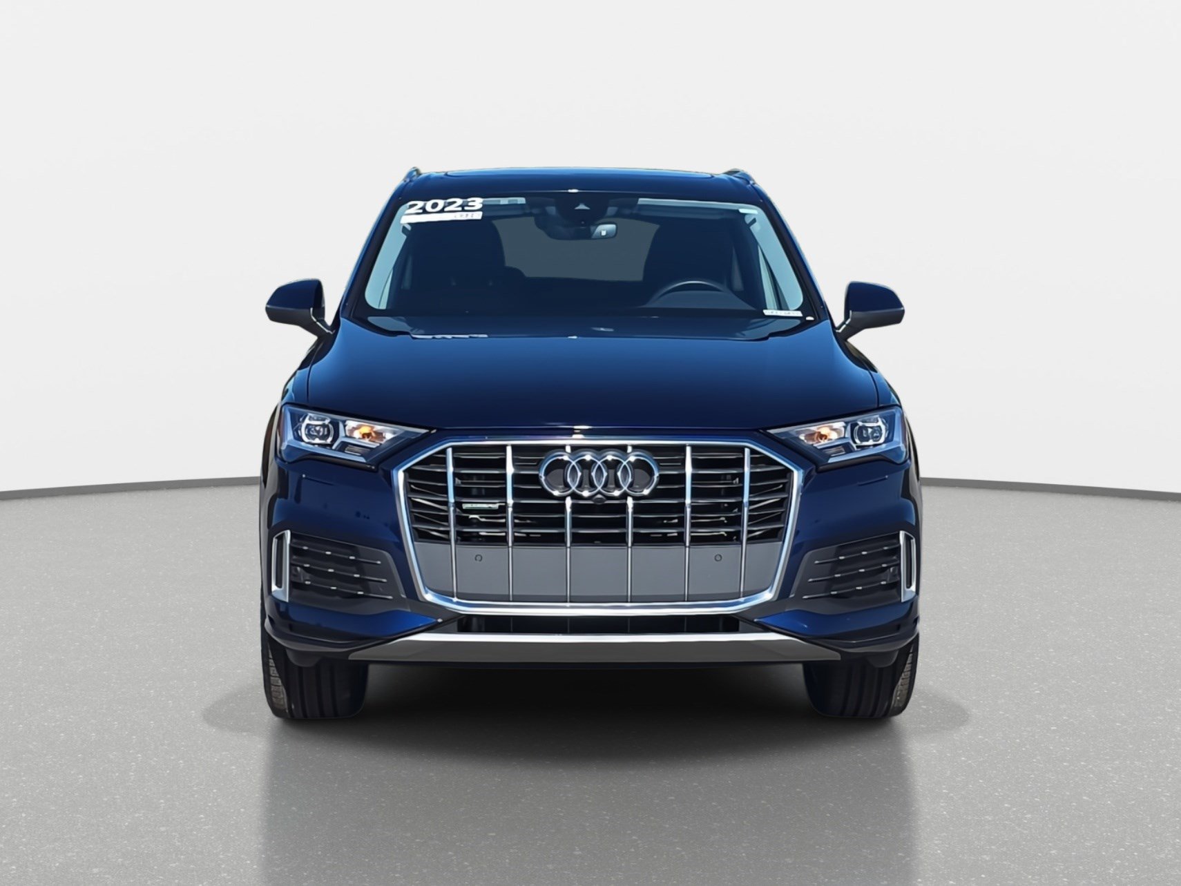 Used 2023 Audi Q7 2.0T Premium w/ Towing Package image 2