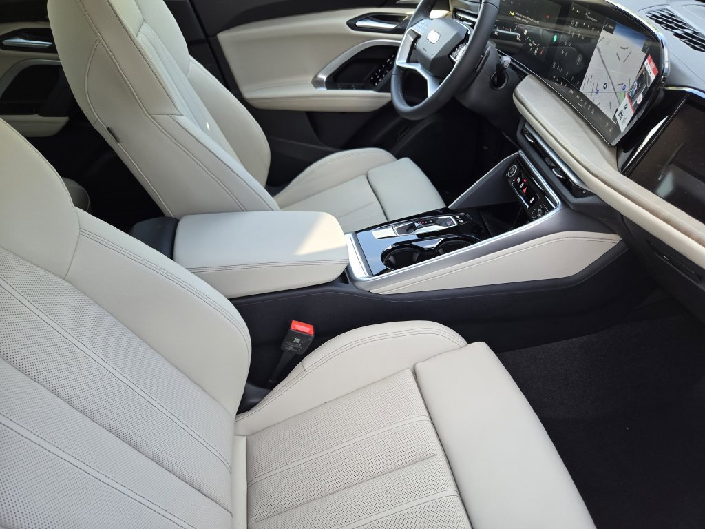 Certified 2025 Audi Q5 Prestige AWD/4WD image 18