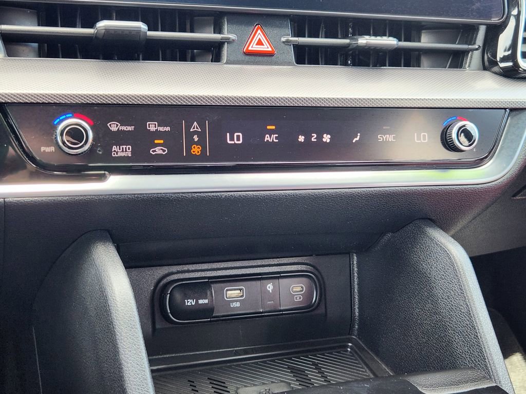 Certified 2024 Kia Sportage SX FWD image 18