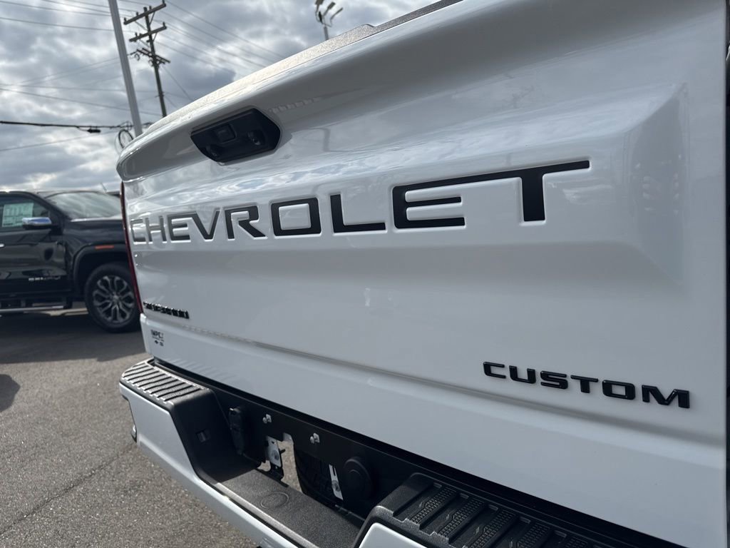 Used 2024 Chevrolet Silverado 1500 Custom image 28