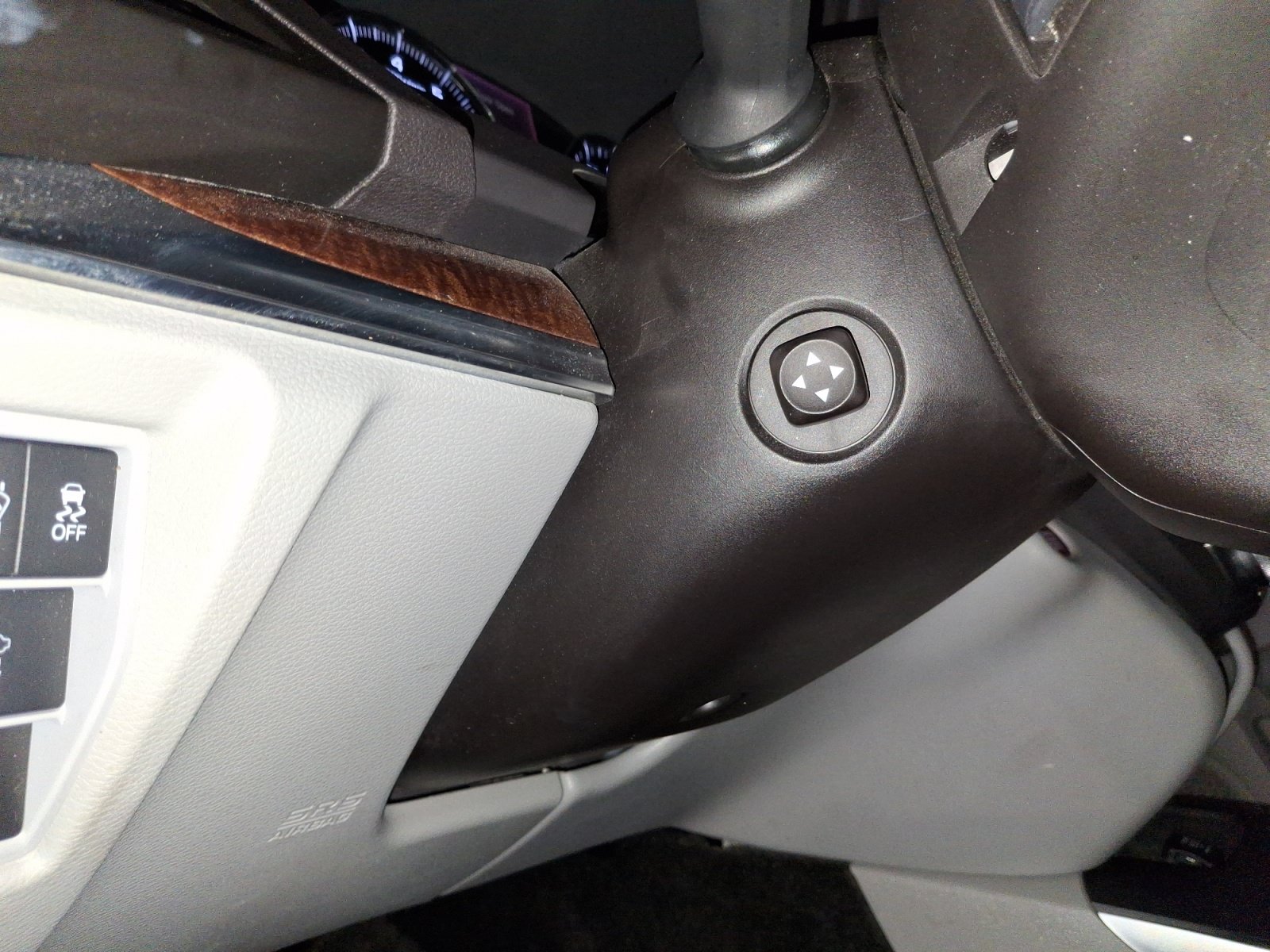 Used 2020 Acura MDX SH-AWD image 40