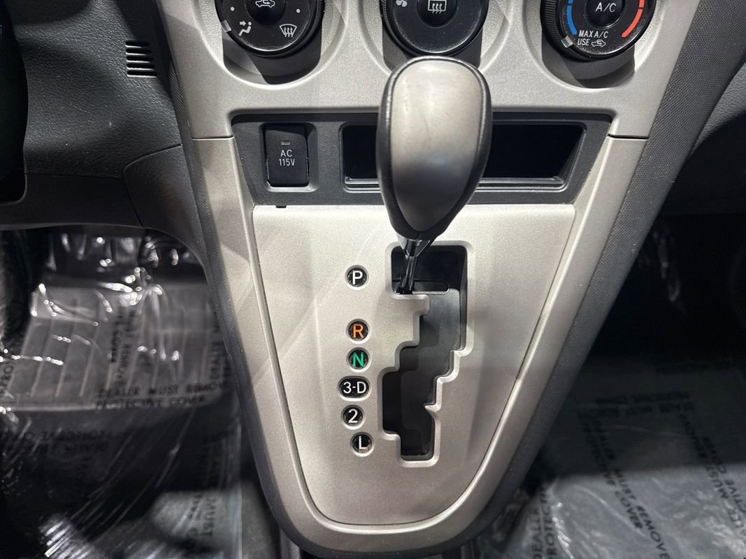 Used 2010 Pontiac Vibe AWD w/ Sun And Sound Package image 86